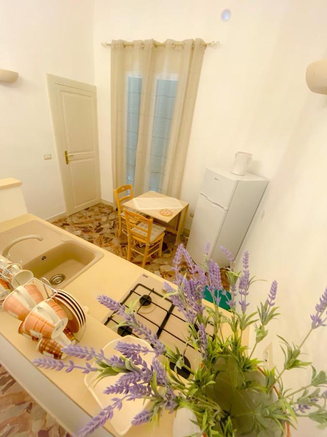 La Casa Di Nonna Sisina Villa Mola di Bari Exterior foto